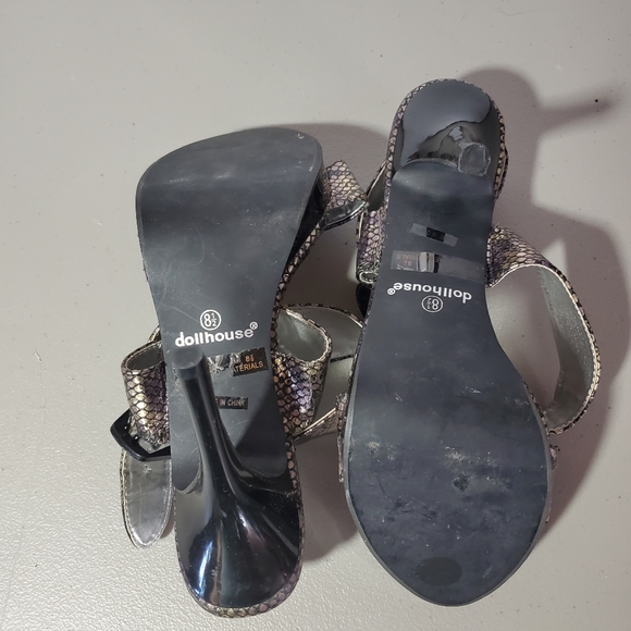 Doll House heels size 8 1/2 animal print - Picture 7 of 8